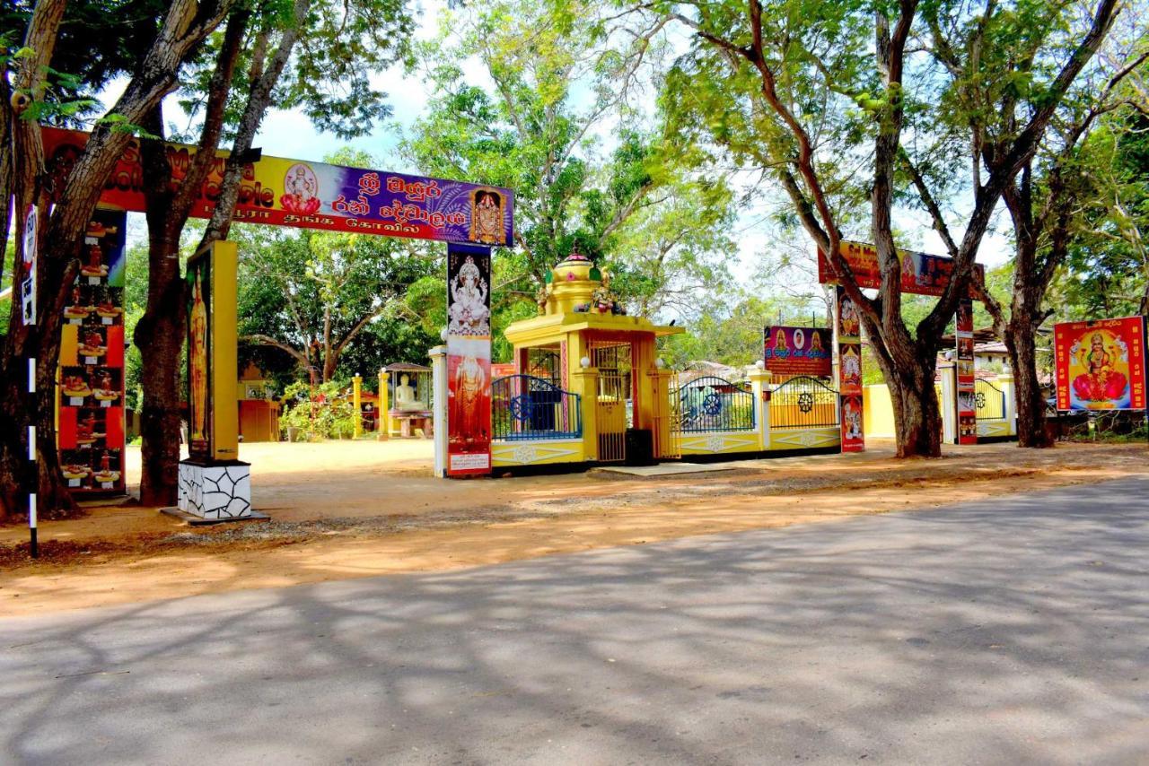 Sri Mayura Holiday Resort Kataragama Kültér fotó