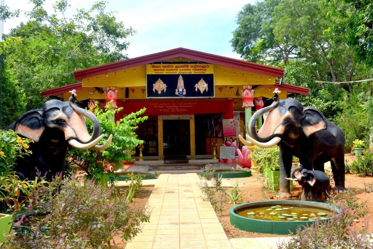 Sri Mayura Holiday Resort Kataragama Kültér fotó